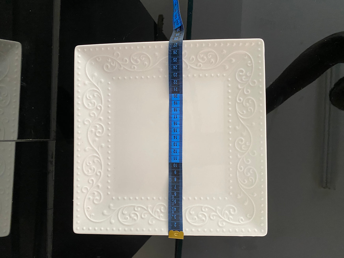 25 cm SQUARE ELEGANT PLATES