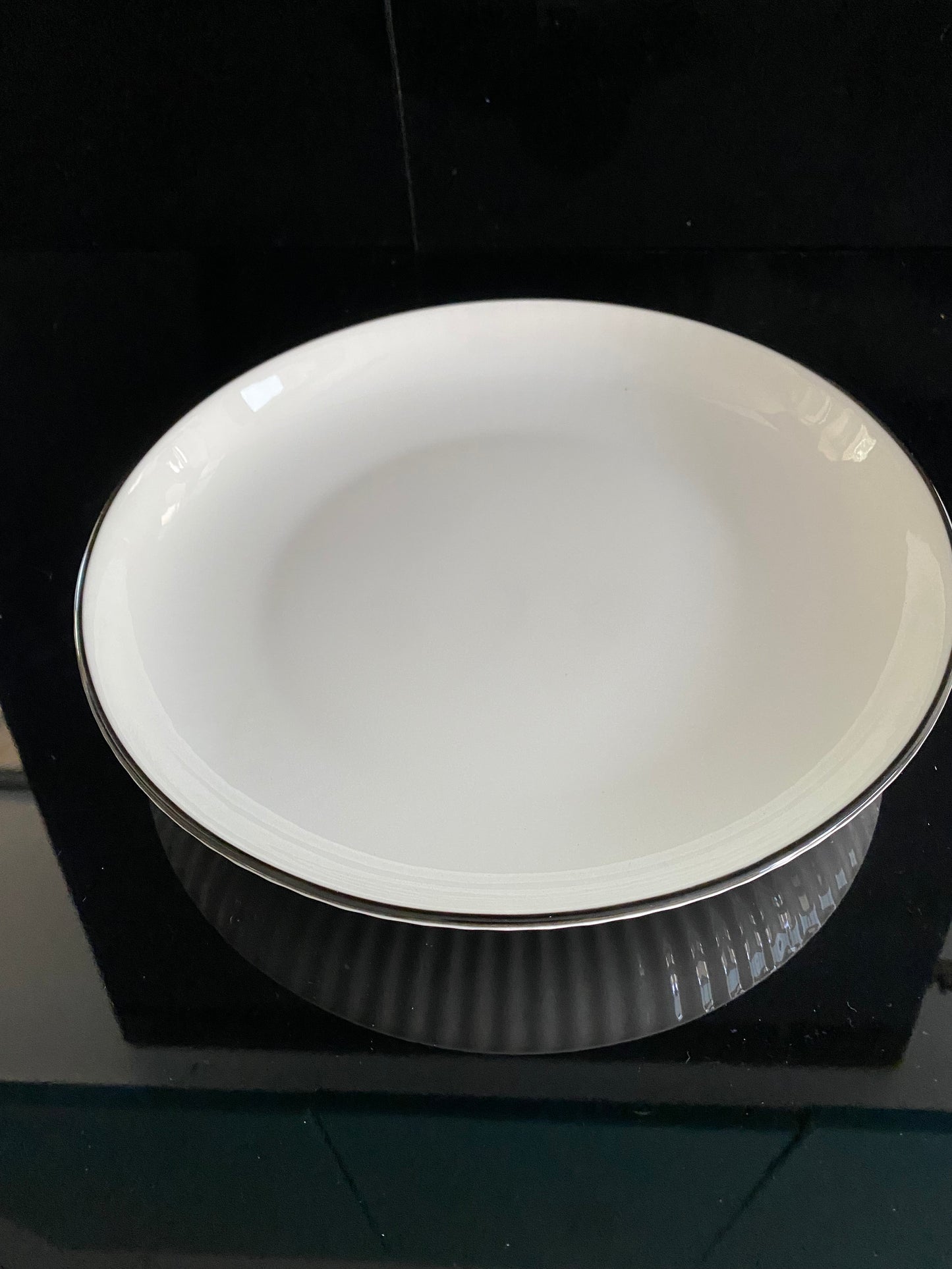 Serving Ceramic Plates 25 CM