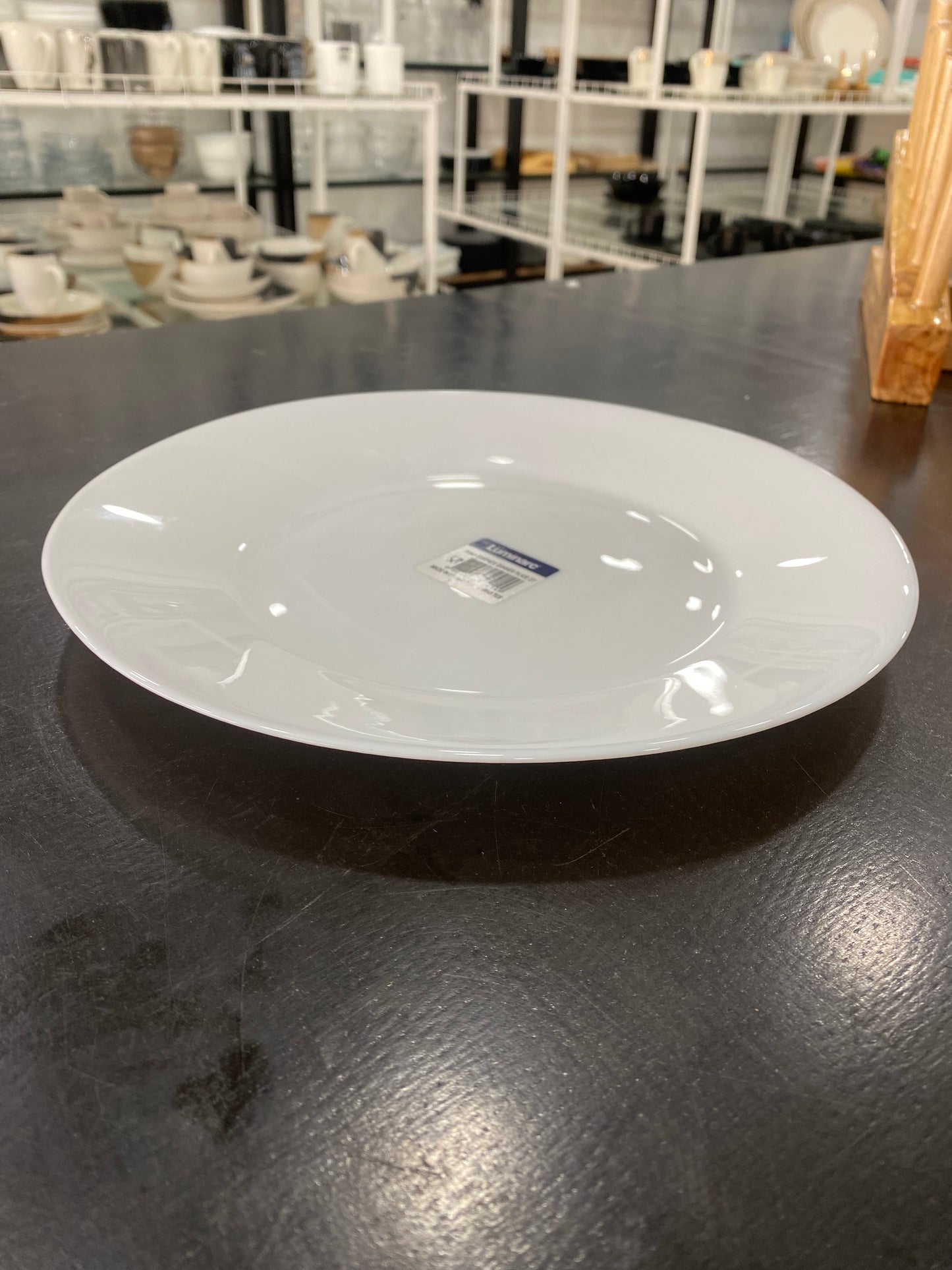 Luminarc Plate 27 cm white( Temp Essence). Isahani ya Luminirake, Umweru