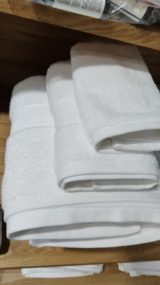 3 Towels set, Bath, Hand and Face towel. 5 Star hotel Standard