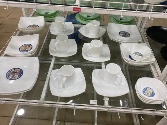 Arc opal dinner set. 30 Pieces