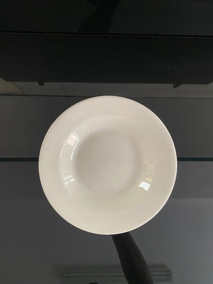 Classic White Ceramic Plate Set – Timeless Elegance for Every Occasion