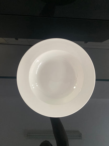 Classic White Ceramic Plate Set – Timeless Elegance for Every Occasion