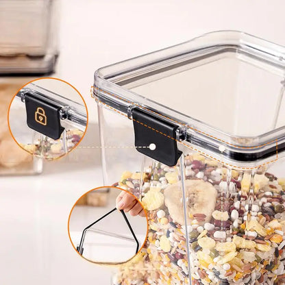 Thickened Clear Plastic Airtight Food Storage Containers with Secure Buckle Lids
