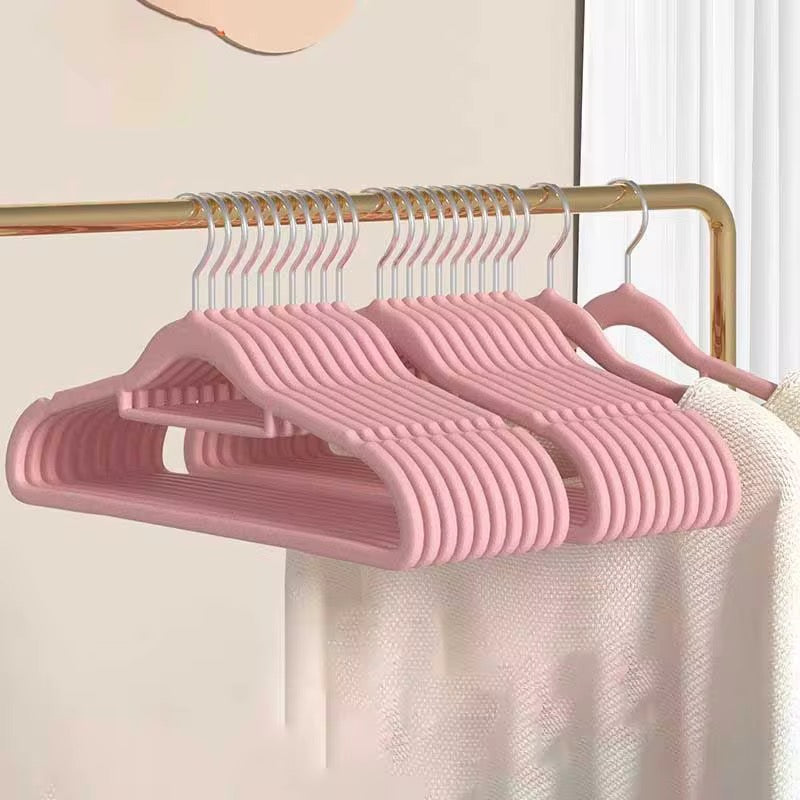 Metal hanger