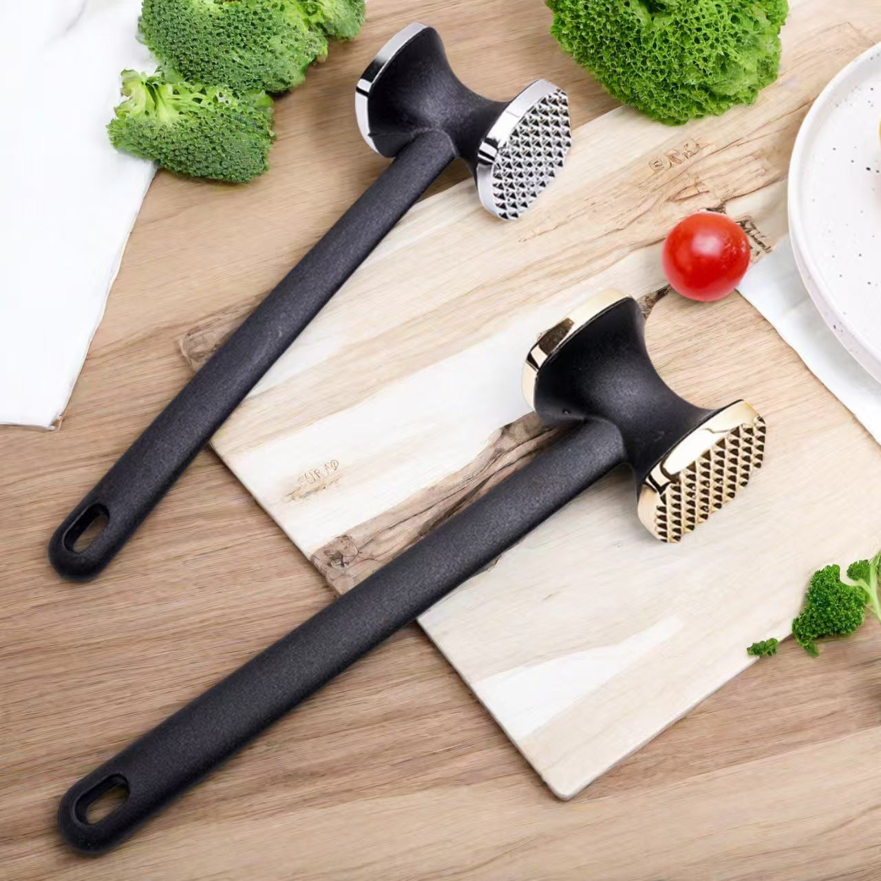 Durable Double-Sided Zinc Alloy Meat Tenderizer & Garlic Smasher Kitchen Tool