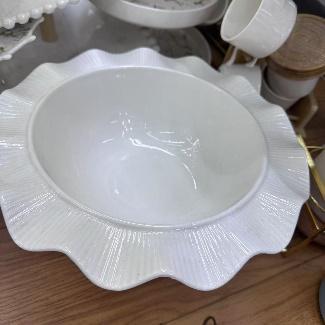 Big serving bowl